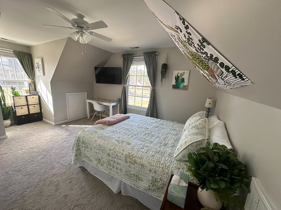 Bright interior space that can easily be darkened with the seen blackout curtains