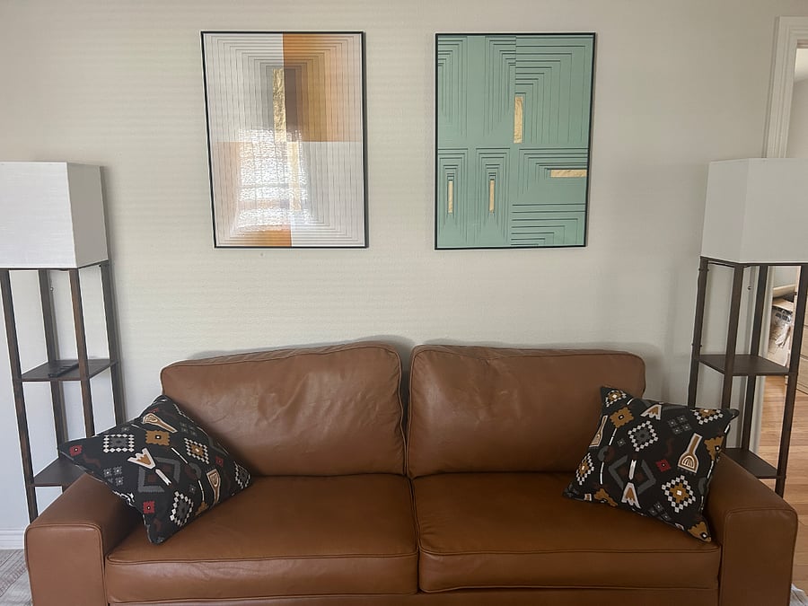 Couch (Vegan Leather)