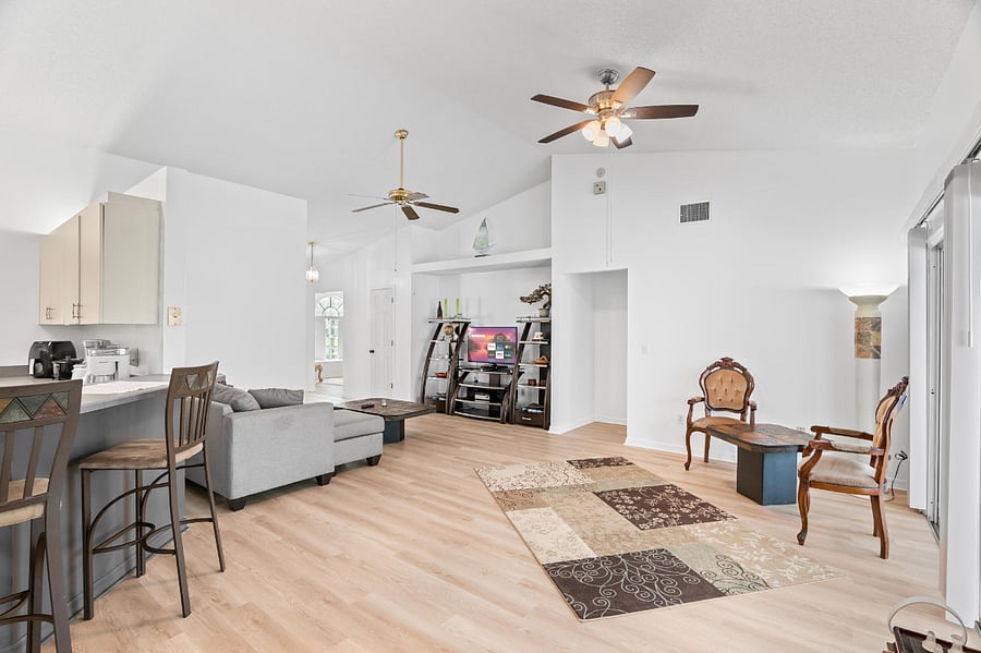 Furnished Finder property 828826_1 photo 7