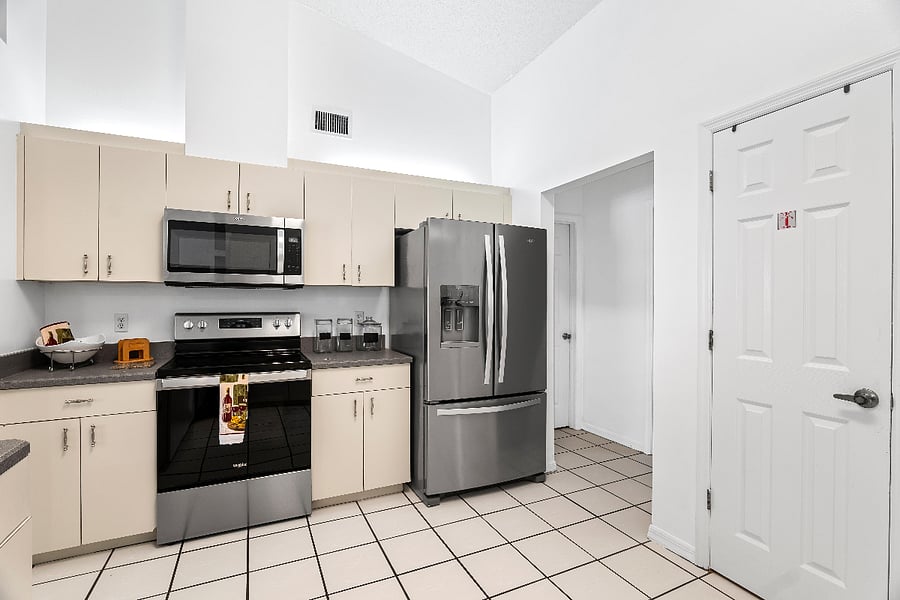 Furnished Finder property 828826_1 photo 12