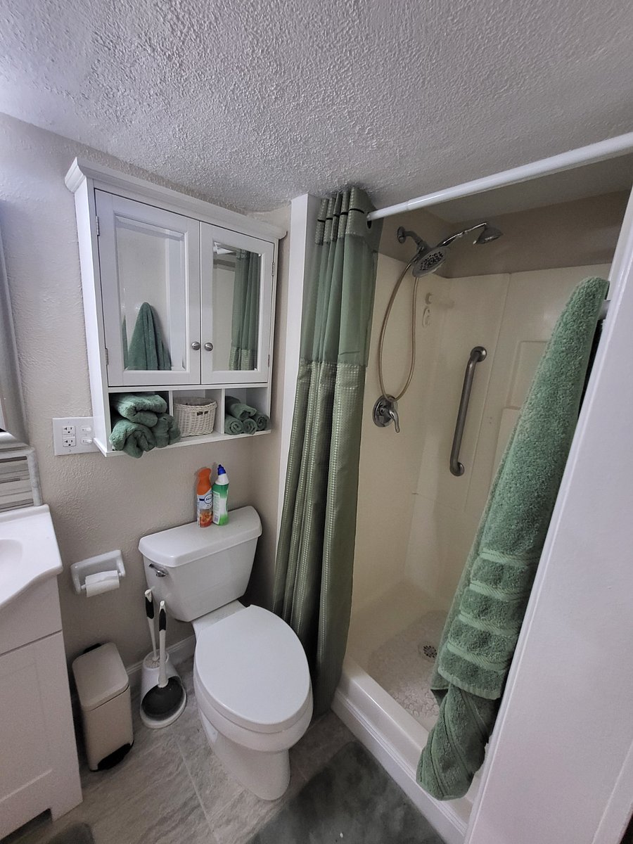 Furnished Finder property 828828_1 photo 11
