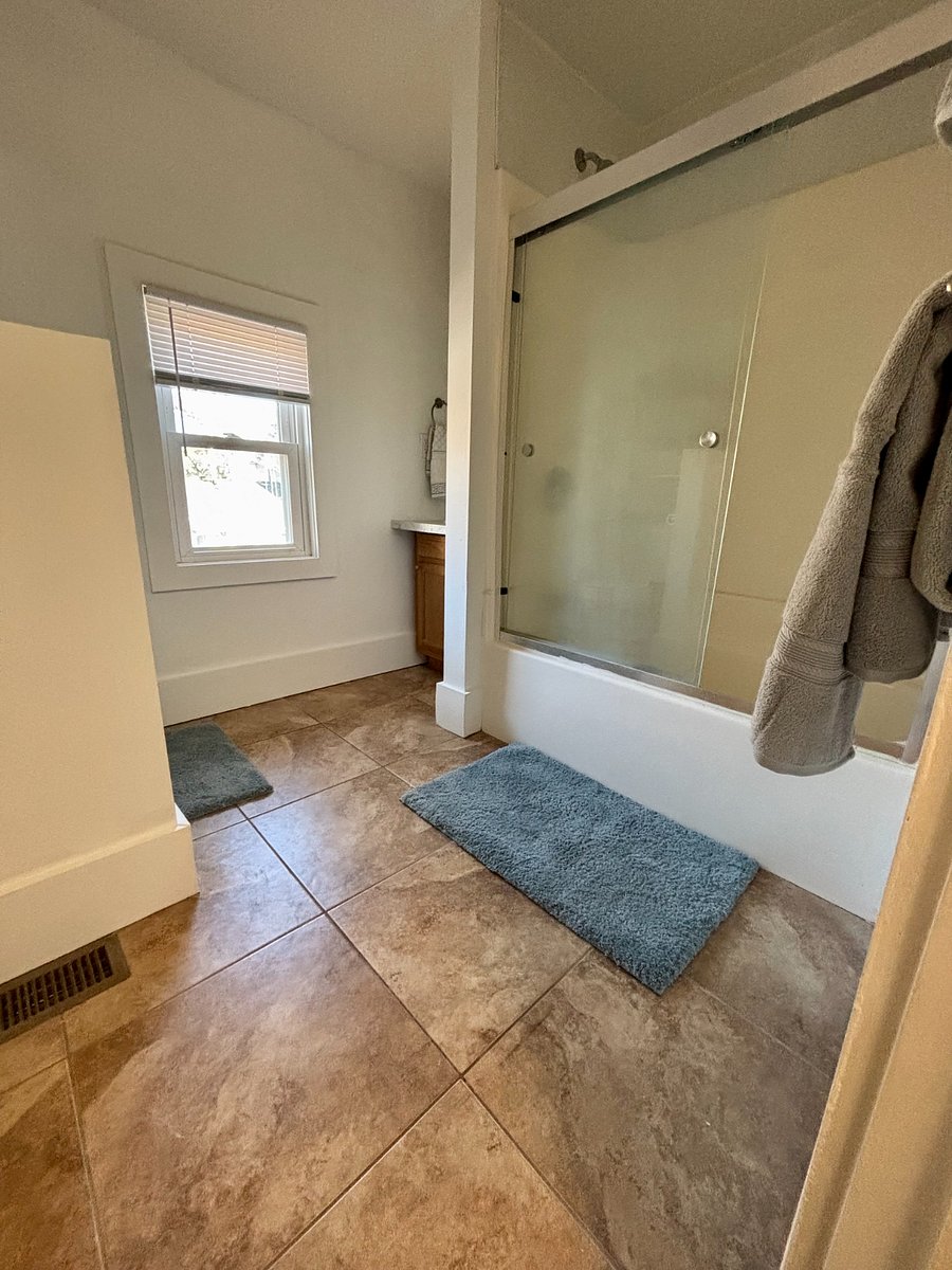 Furnished Finder property 828853_1 photo 18