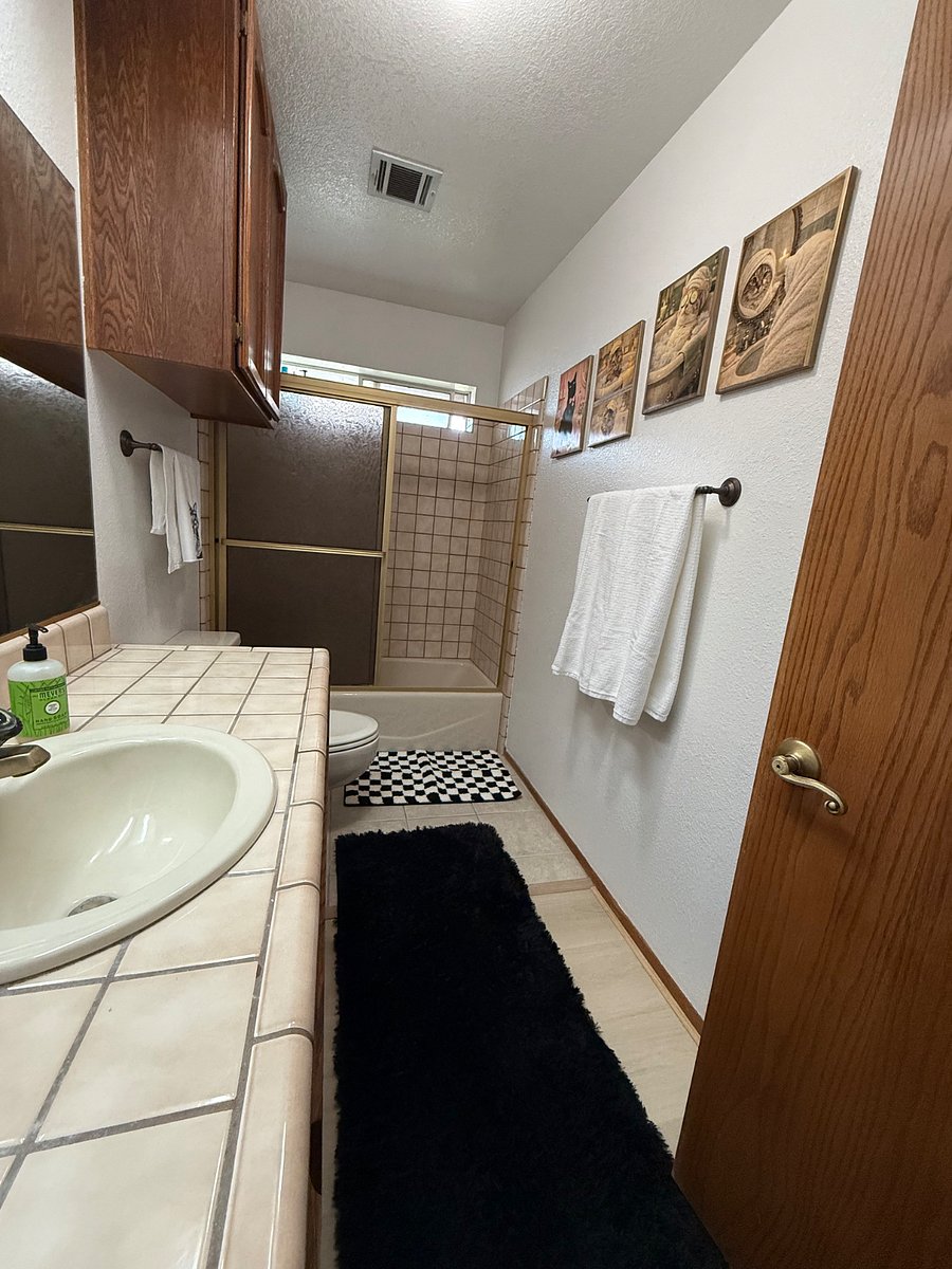 Furnished Finder property 828880_2 photo 17