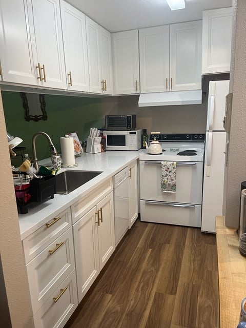Furnished Finder property 828904_1 photo 4