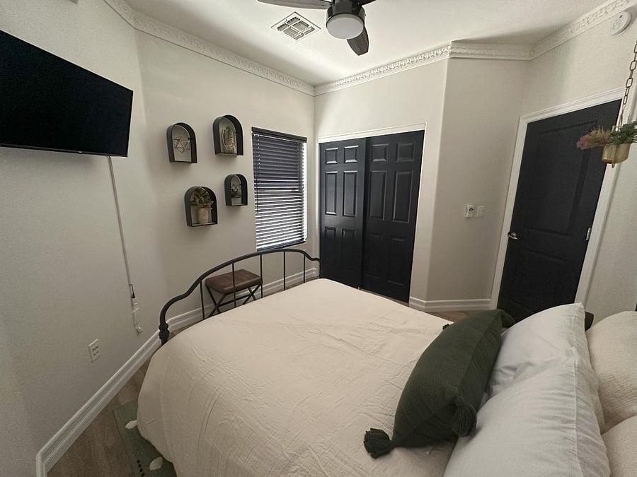 Furnished Finder property 828917_1 photo 24