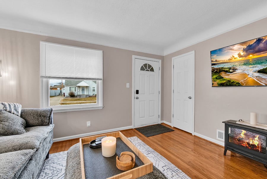 Furnished Finder property 829059_1 photo 3