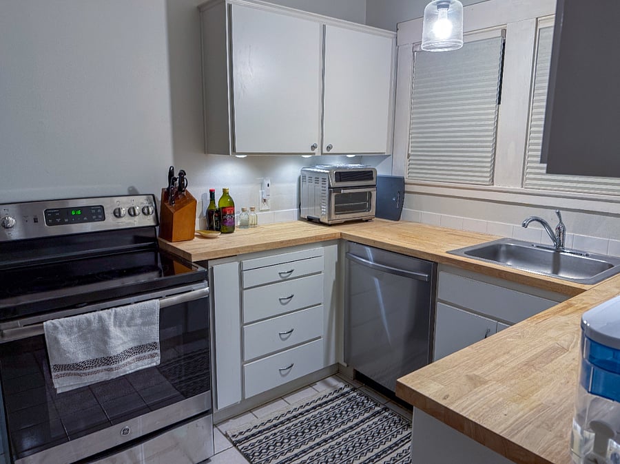 Furnished Finder property 829102_1 photo 11