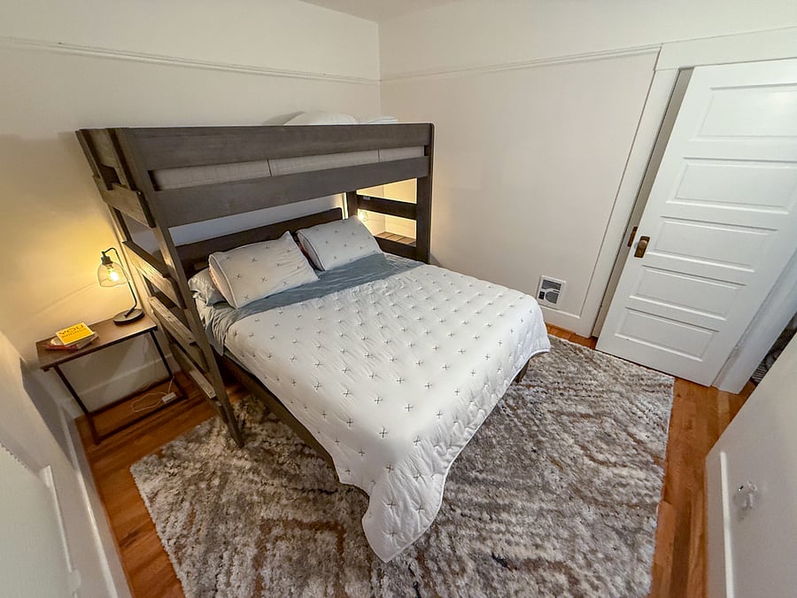 Furnished Finder property 829102_1 photo 14