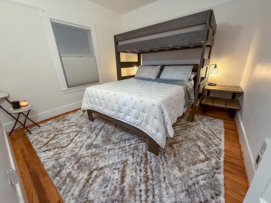 Furnished Finder property 829102_1 photo 15