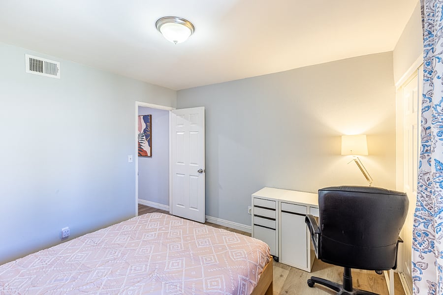 Furnished Finder property 829174_1 photo 25