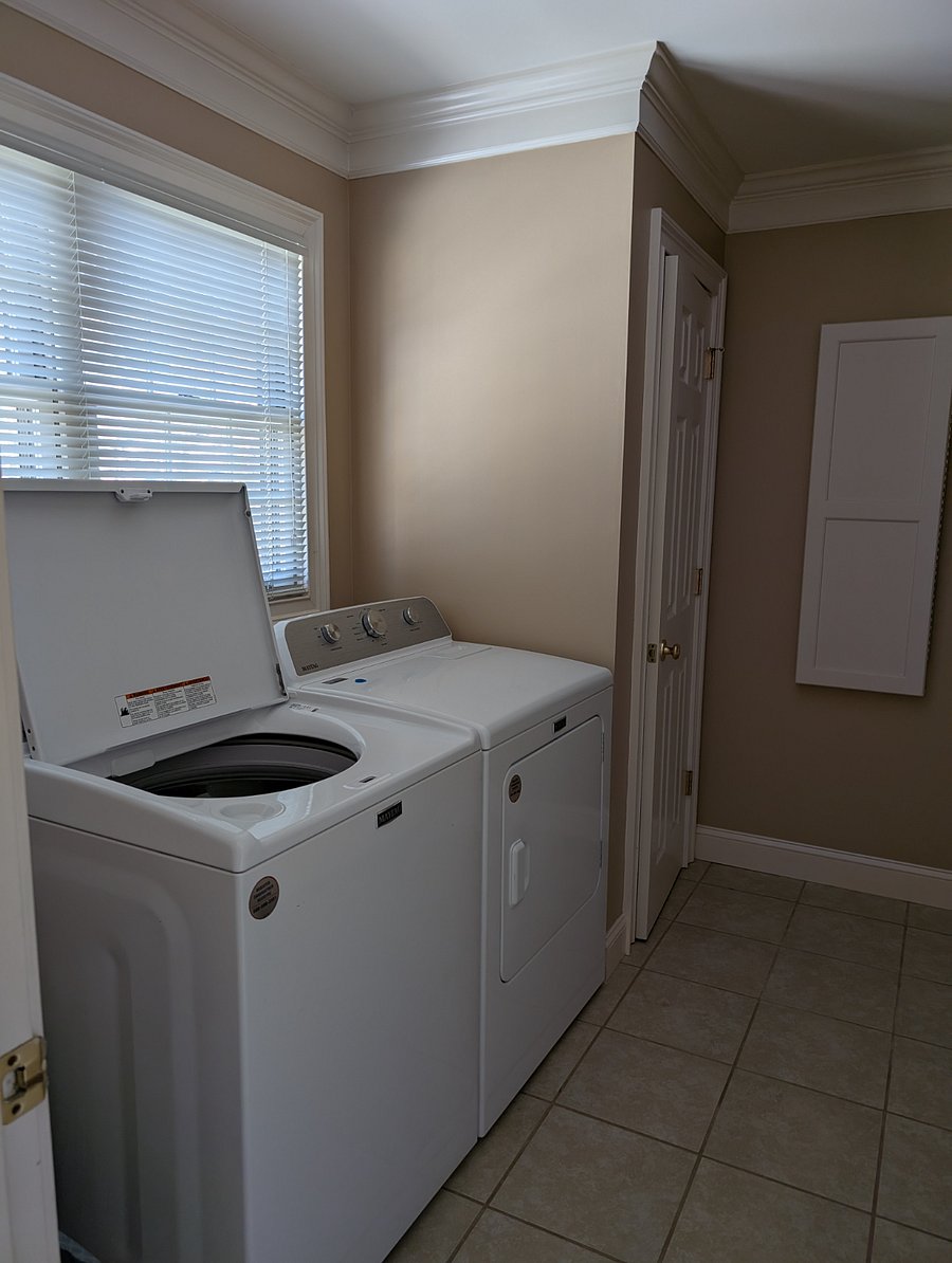 Furnished Finder property 829207_1 photo 18