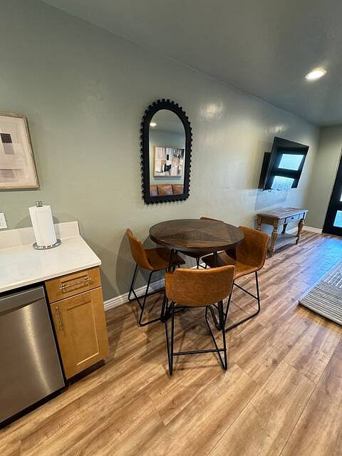 Furnished Finder property 829217_1 photo 13