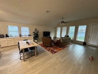 Furnished Finder property 829324_1 photo 9