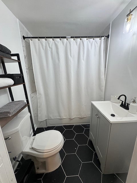 Furnished Finder property 829372_2 photo 5