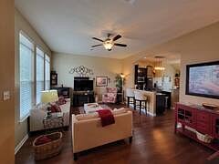 Furnished Finder property 829385_1 photo 4
