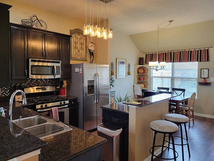 Furnished Finder property 829385_1 photo 9