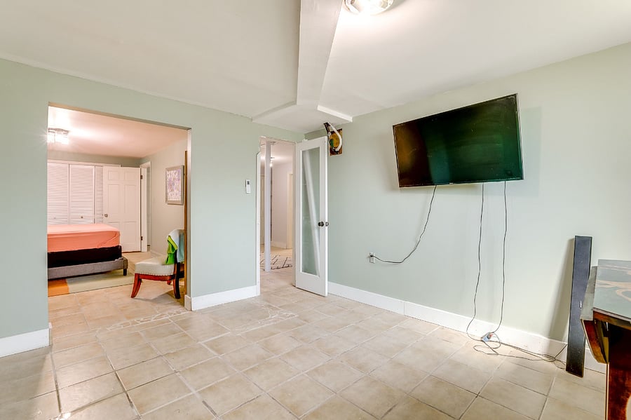 Furnished Finder property 829411_3 photo 11