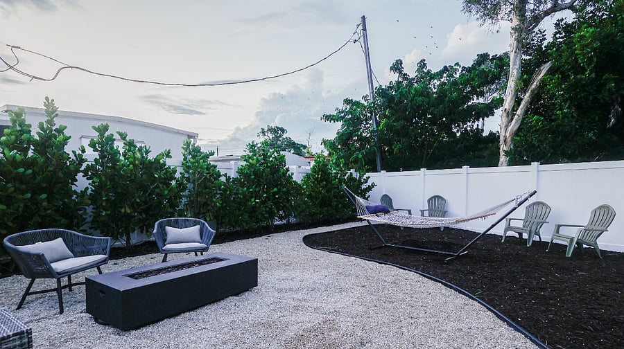 Right side patio area fire pit