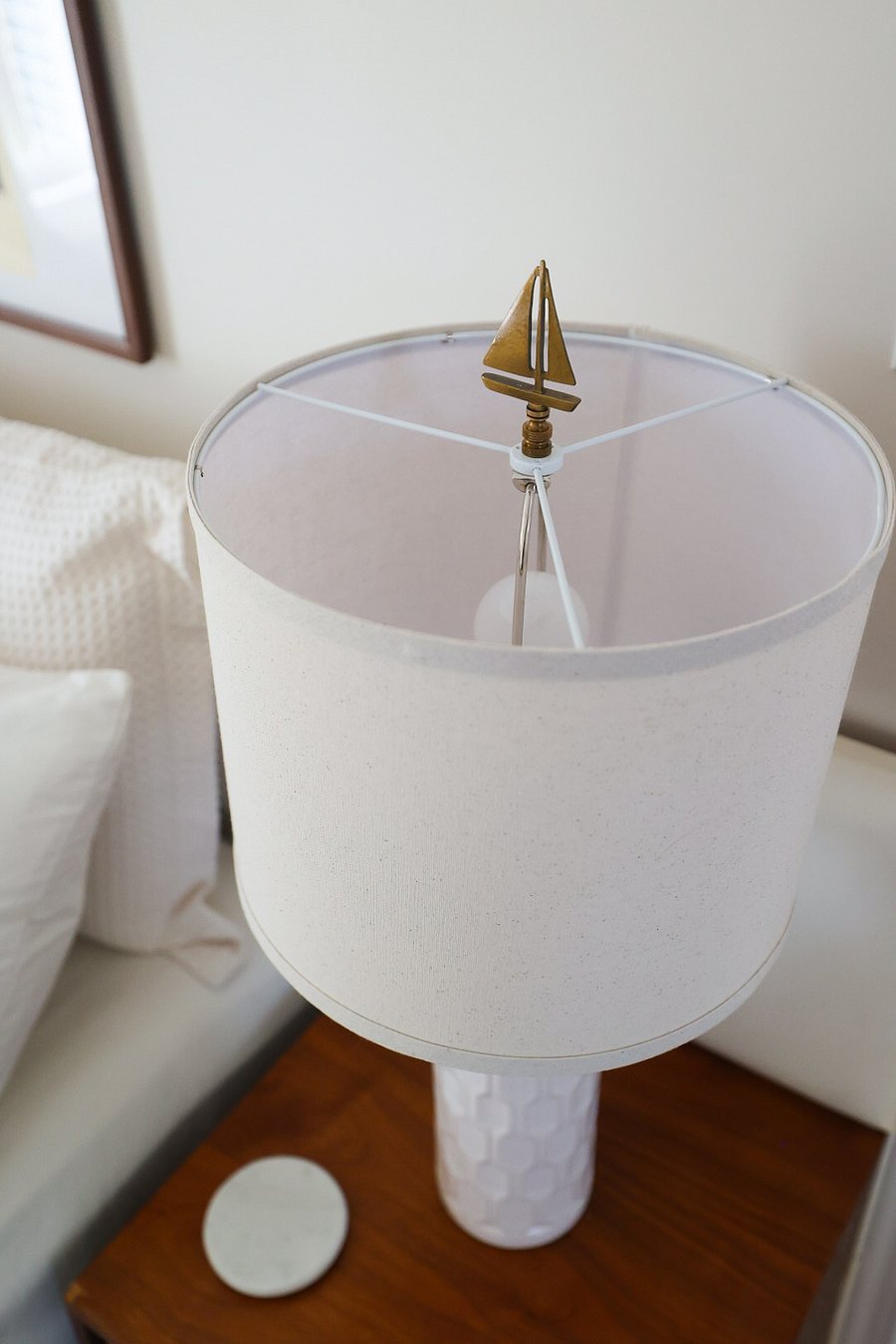 Nautical details in decor.