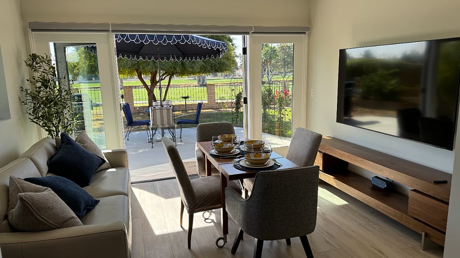 Relaxing and comfortable casita living room equipped for all your needs. 