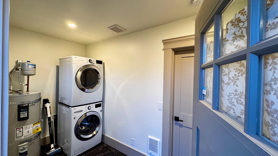 Furnished Finder property 829808_1 photo 25