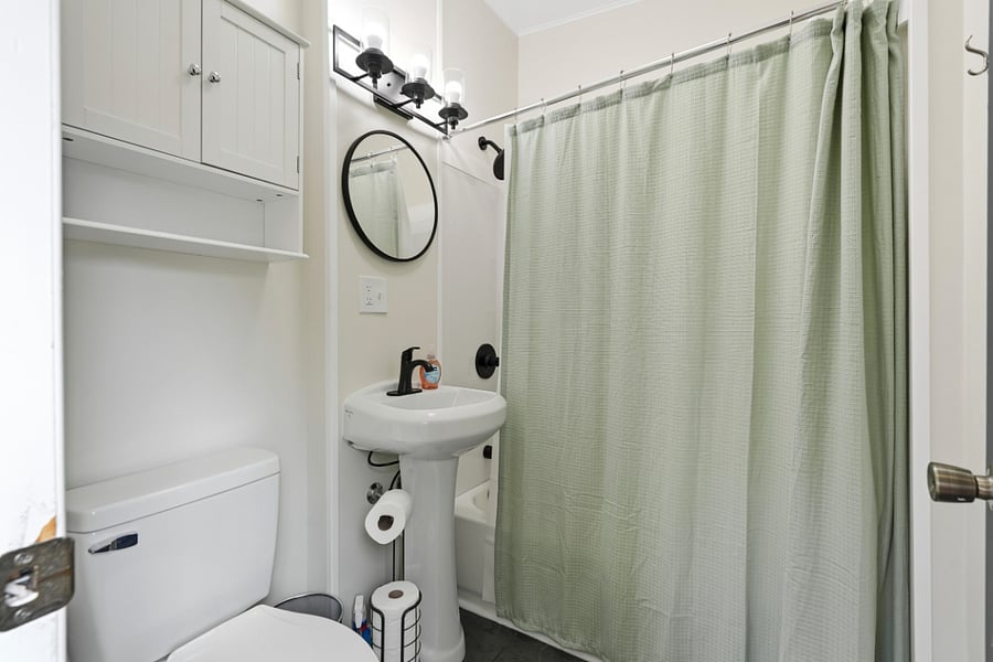1st floor full bathroom