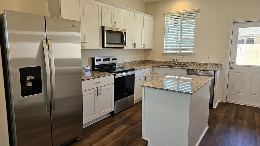 Furnished Finder property 829987_1 photo 3