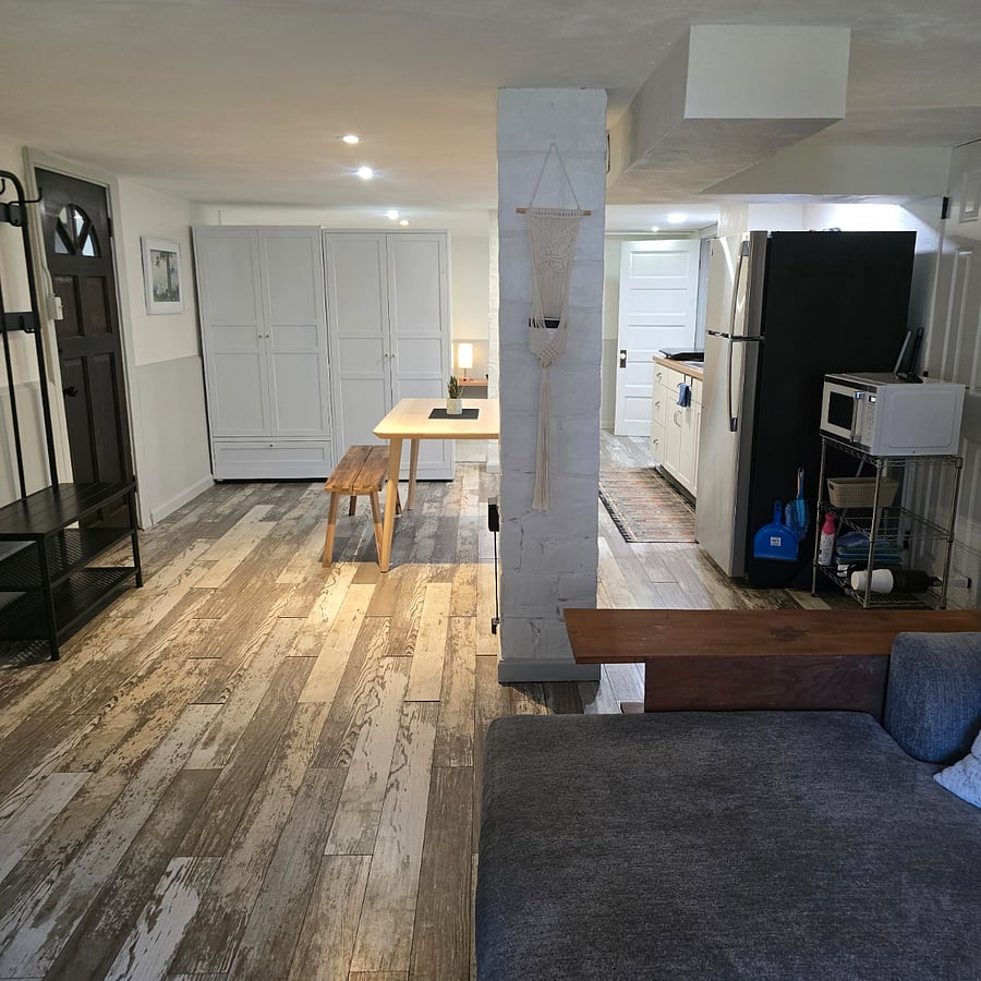 Furnished Finder property 830000_1 photo 6