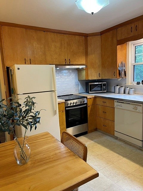 Furnished Finder property 830032_1 photo 3