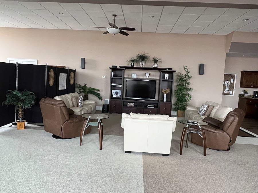 Furnished Finder property 830108_1 photo 3