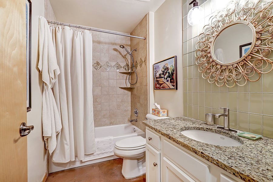 full bath downstairs
