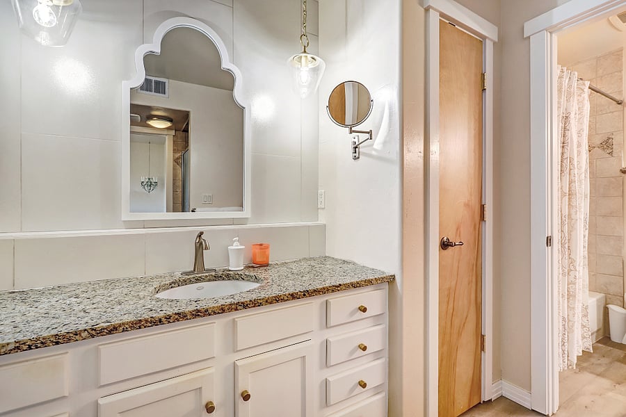 primary bath opens to full bath