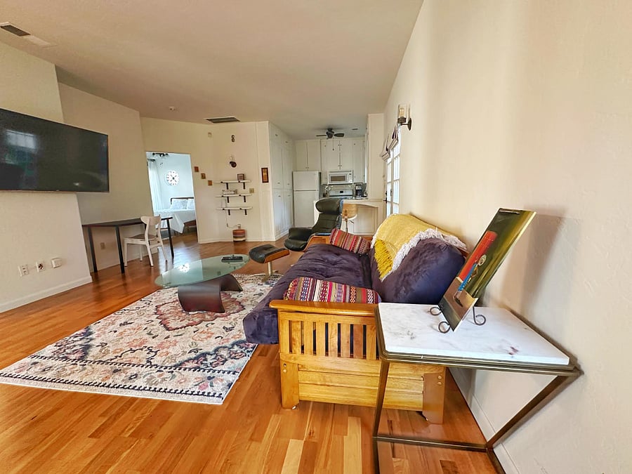 Furnished Finder property 830156_1 photo 4