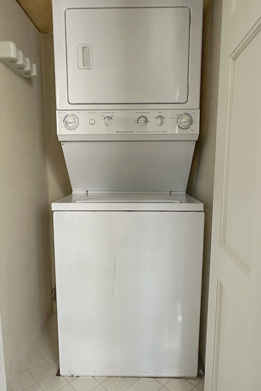 Furnished Finder property 830156_1 photo 12