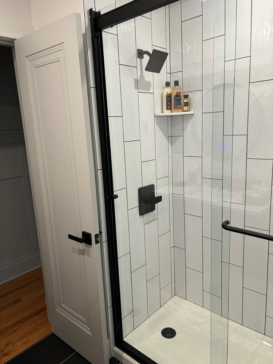 Walk In shower. Grab bar safety.