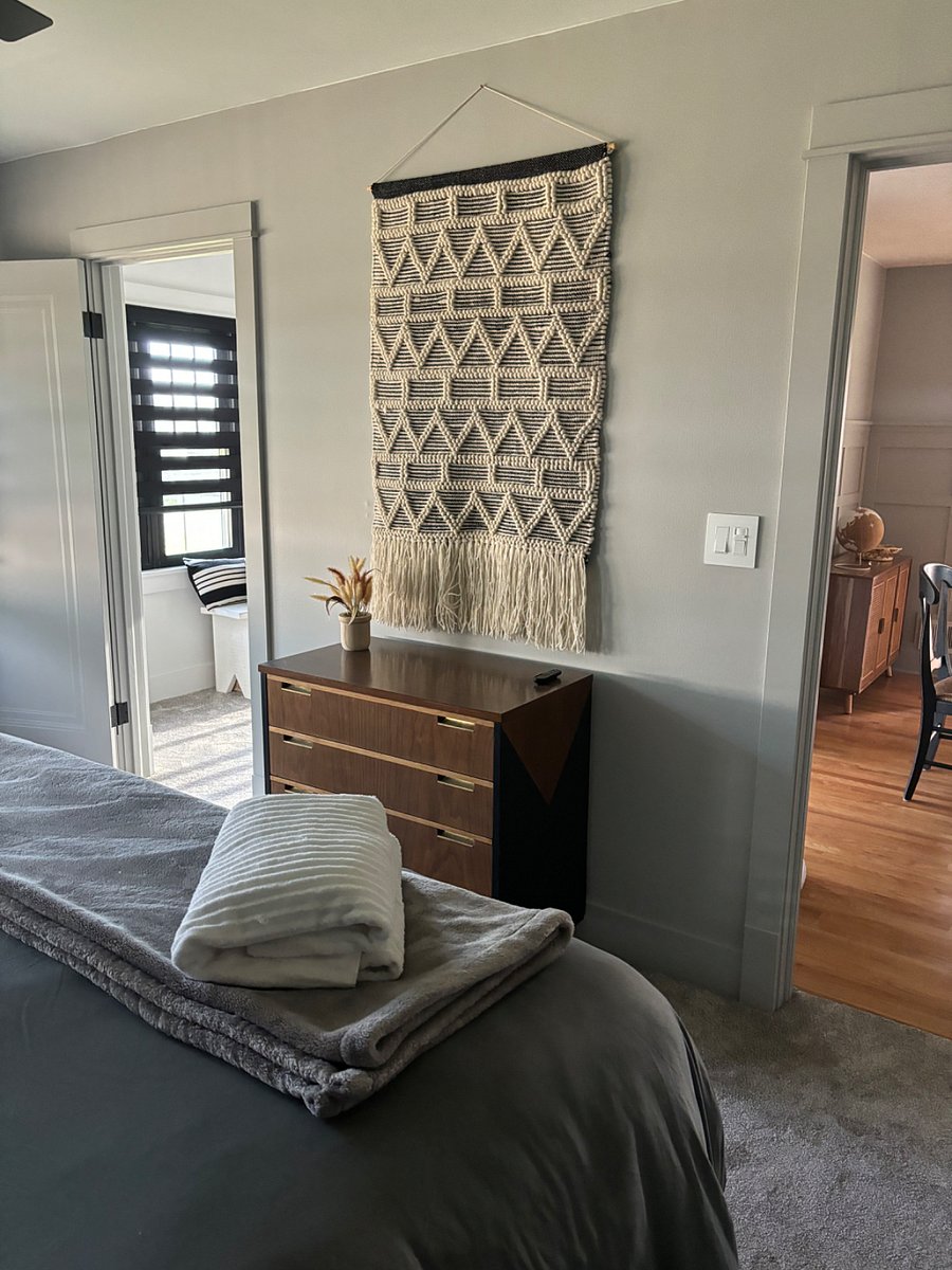 Master Bedroom (King)