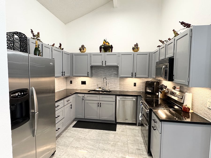 Furnished Finder property 830169_1 photo 3