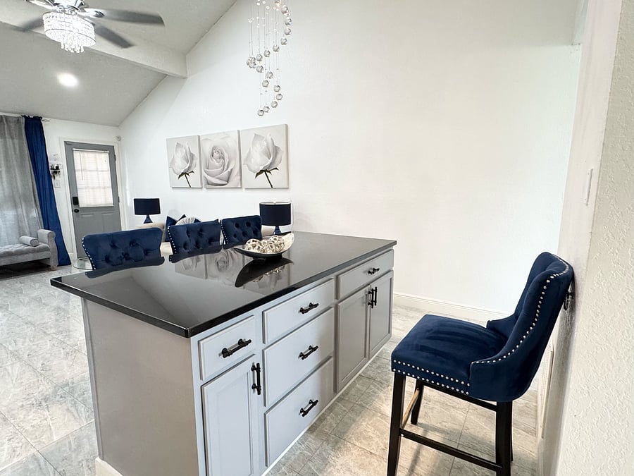 Furnished Finder property 830169_1 photo 4