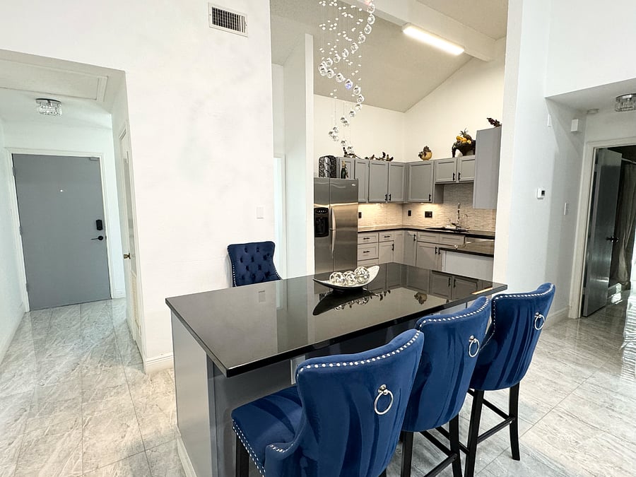 Furnished Finder property 830169_1 photo 9
