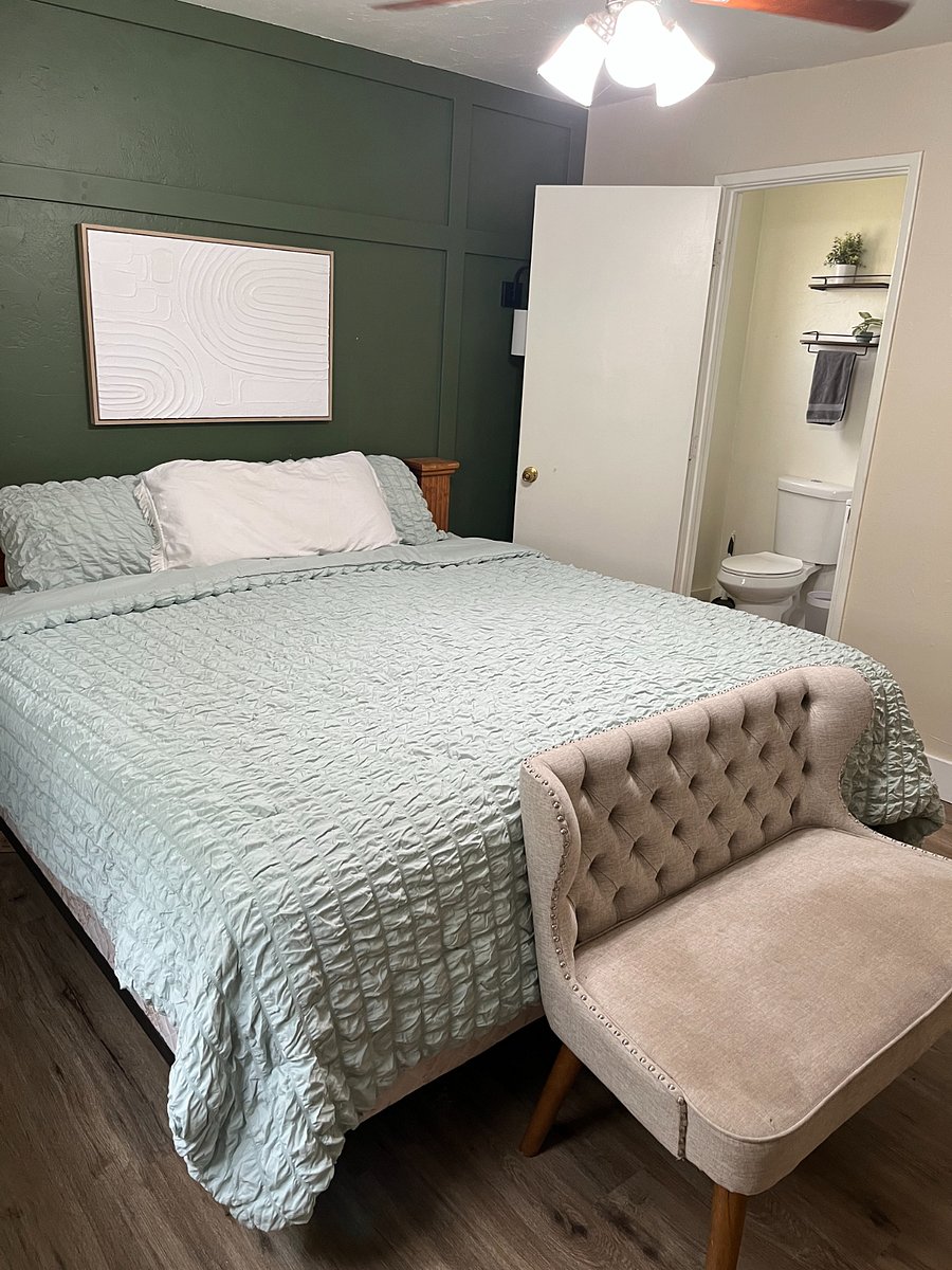 Furnished Finder property 830180_1 photo 5