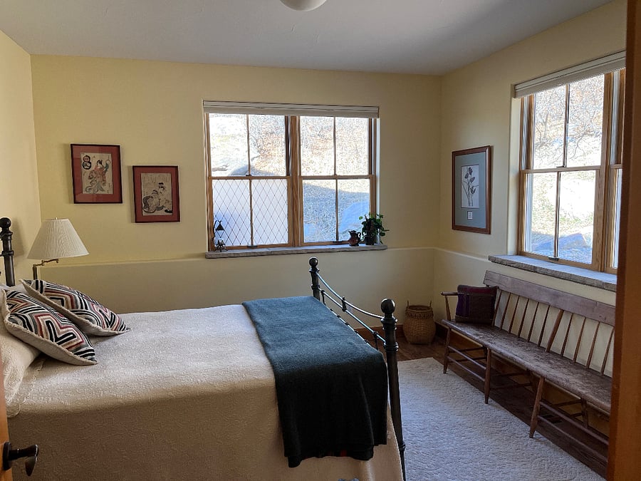 Main floor guest room