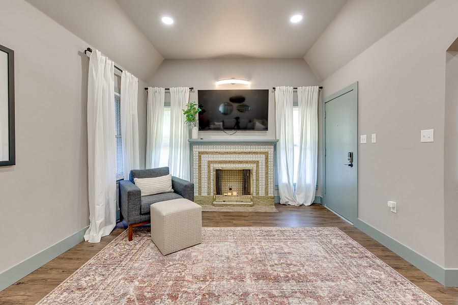 Furnished Finder property 830206_1 photo 6