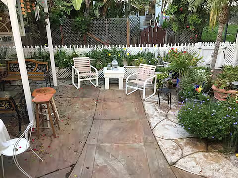 Furnished Finder property 830211_1 photo 13