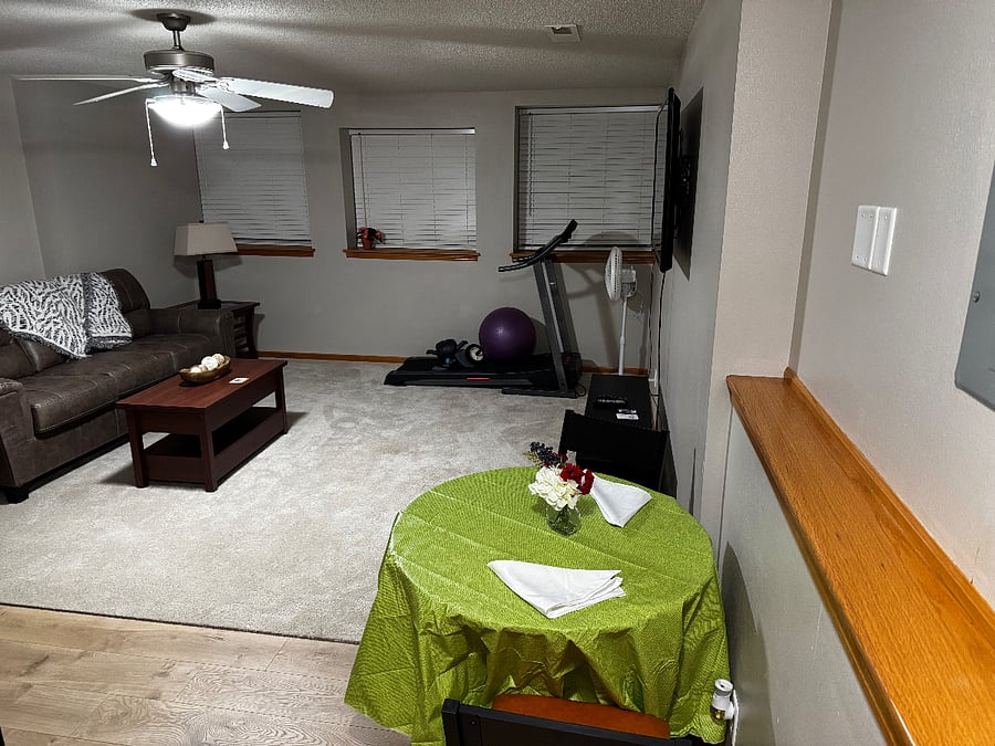 Furnished Finder property 830355_1 photo 4