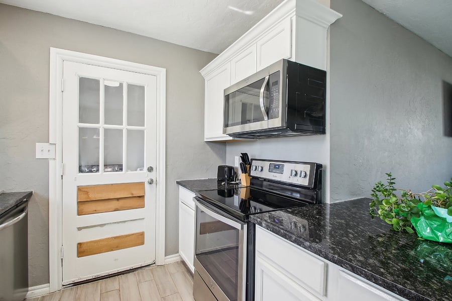 Furnished Finder property 830370_1 photo 11