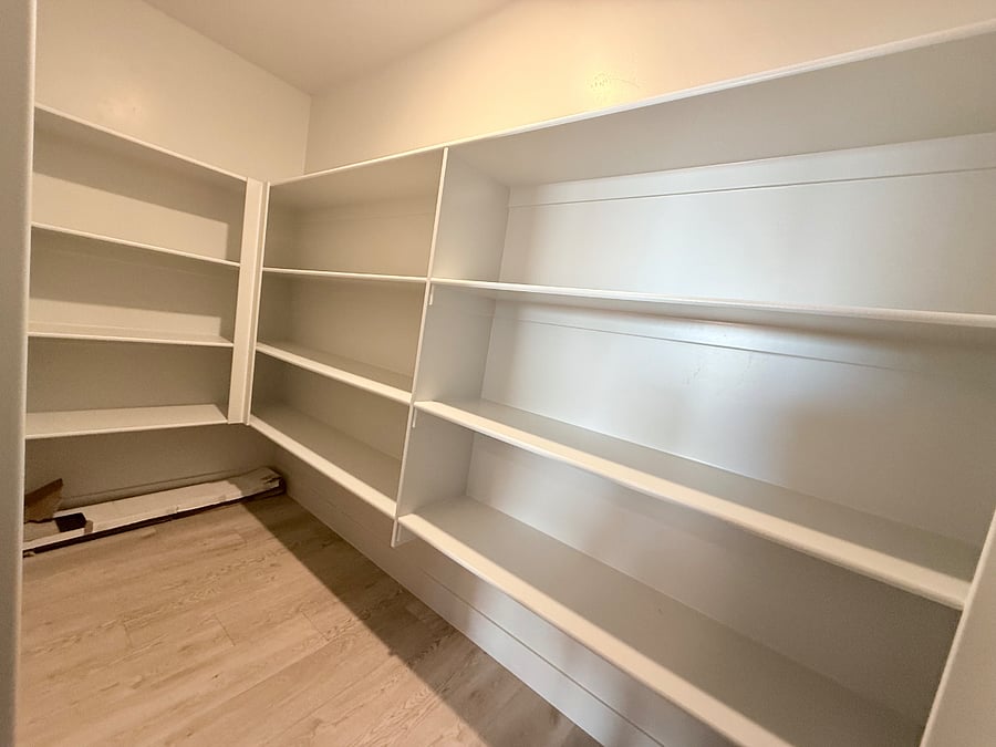 Huge Walk in Pantry
