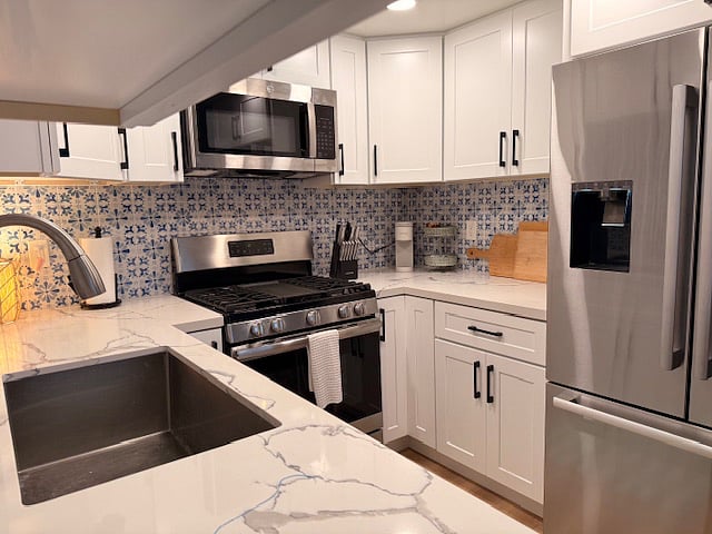 Furnished Finder property 830462_1 photo 8