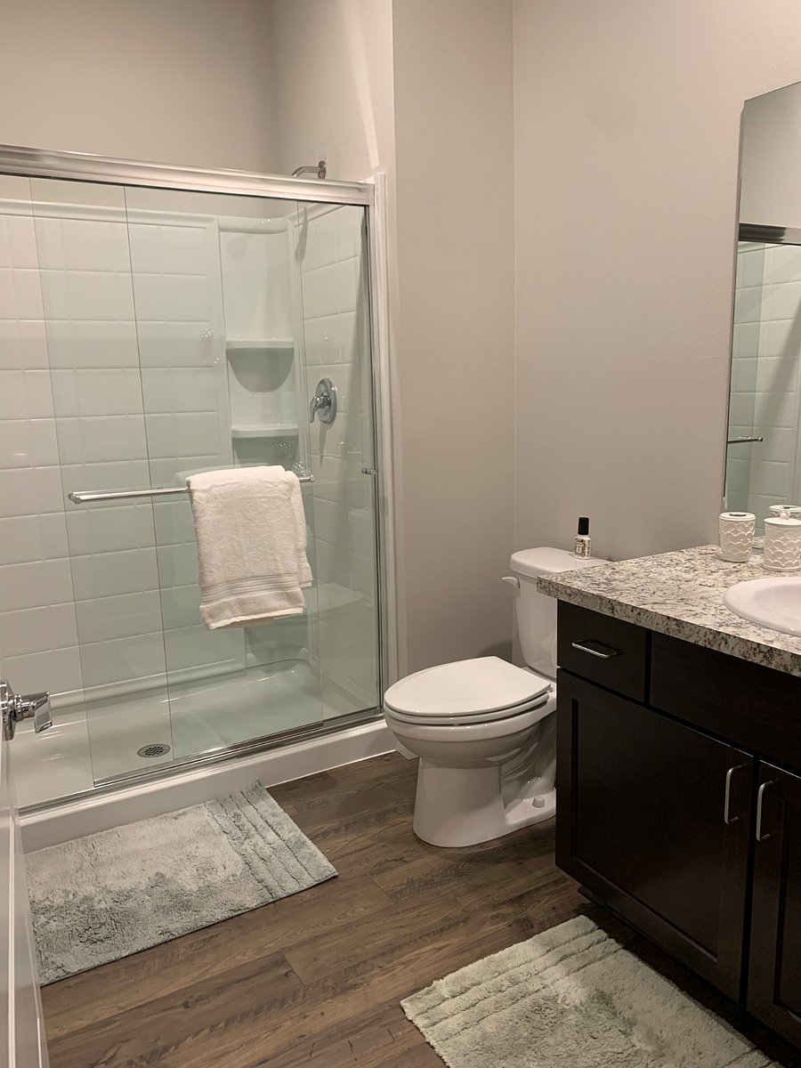 Walk in Shower on suite