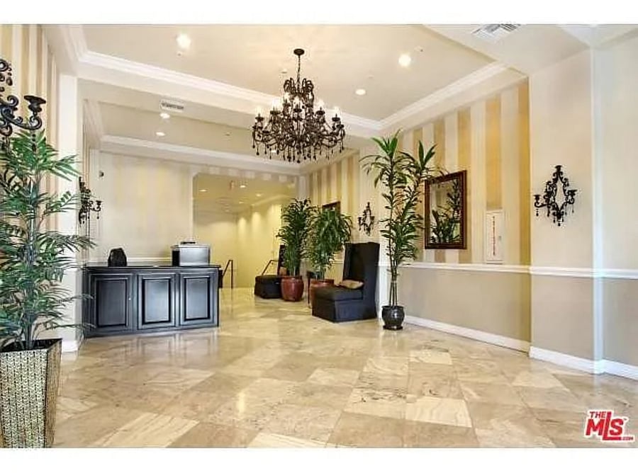 Furnished Finder property 830544_1 photo 12