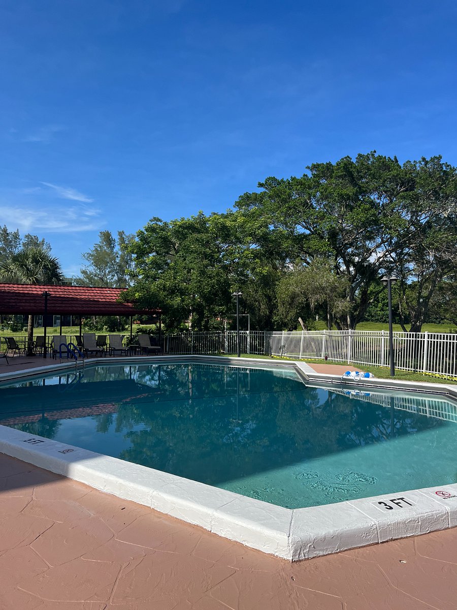 Furnished Finder property 830580_1 photo 16